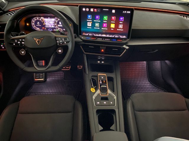 Formentor VZ 2.0 TSI DSG PANO+NAVI