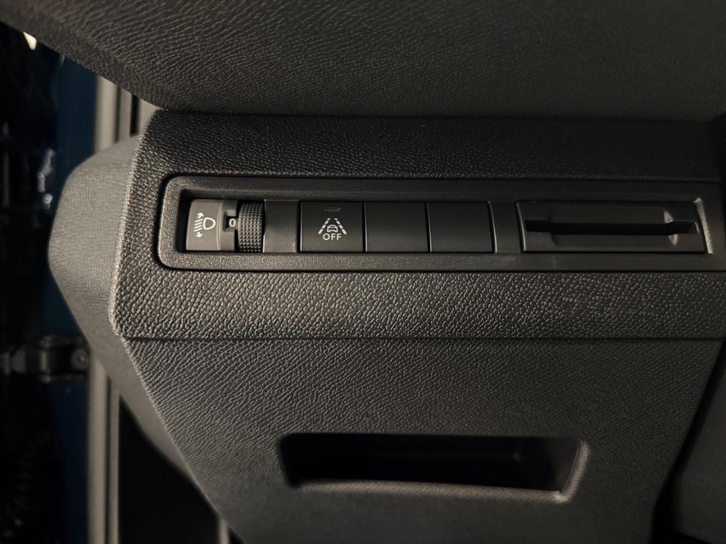 Peugeot 3008 Allure Pack 130 Automatik-EAT8 Navi Klima
