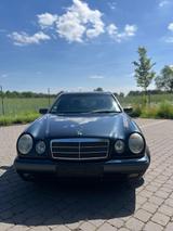 Mercedes-Benz E 200 ELEGANCE Elegance - gebrauchte Mercedes-Benz E 200 aus dem Jahr 1998