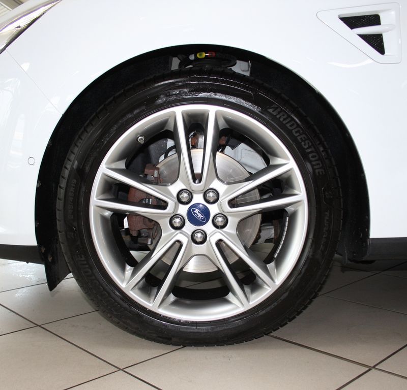 Ford S-Max S-MAX Titanium 7-SITZER PANO MEMORY LEDER NAVI