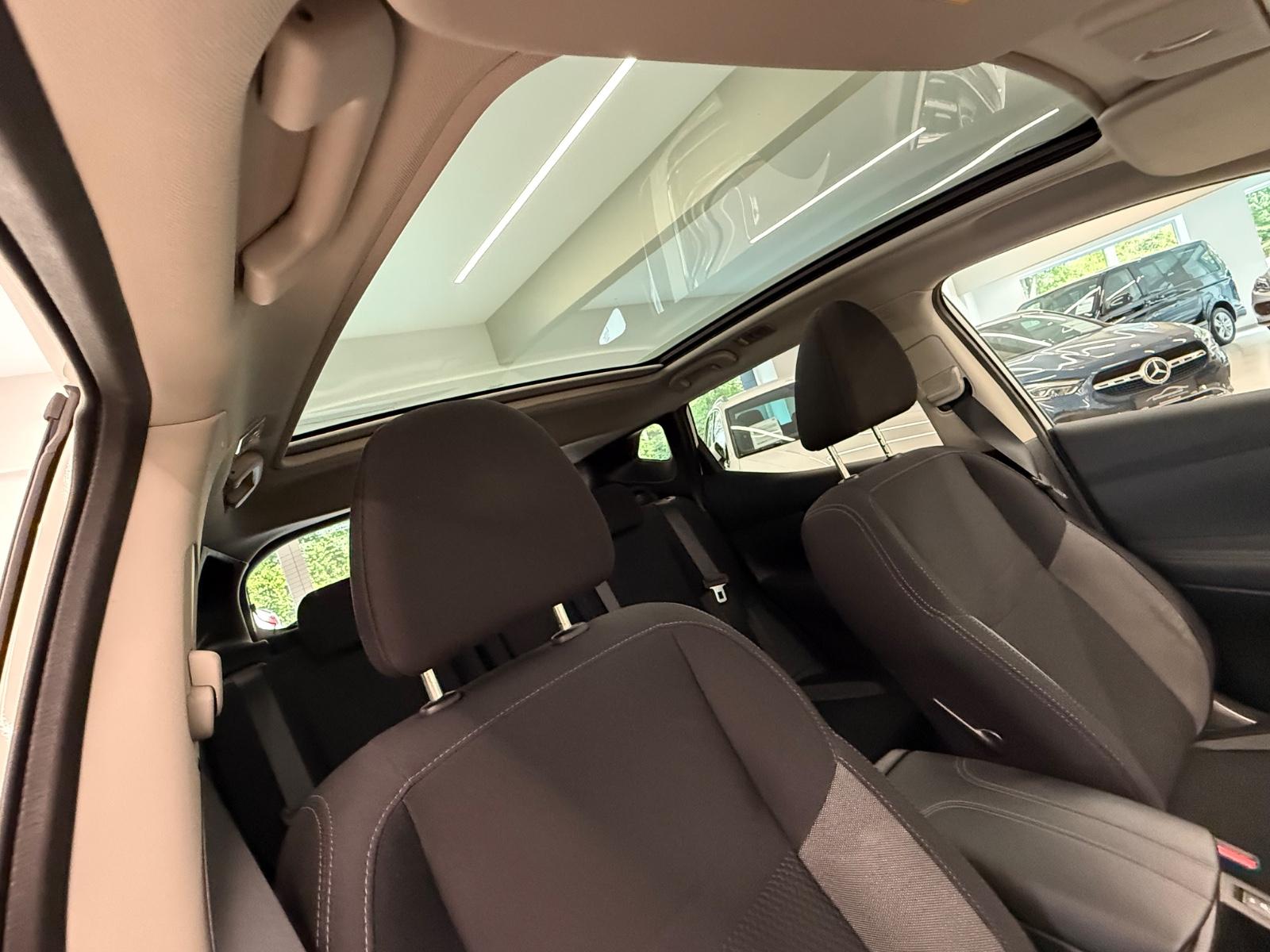 Nissan Qashqai 1. 3 N-Way Navi Klima Panorama AHK 1.8t