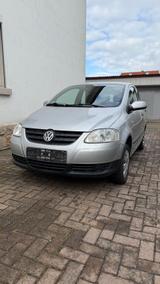 Volkswagen Fox 1,2 Standard - Volkswagen Fox Standard mit Benzin-Antrieb