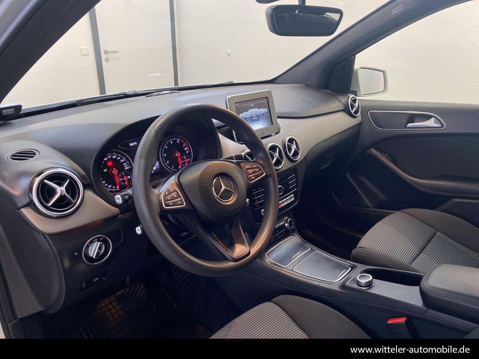Mercedes-Benz B 180 Style Kamera/LED/SHZ/AHK/Tempomat/Sitzkomf