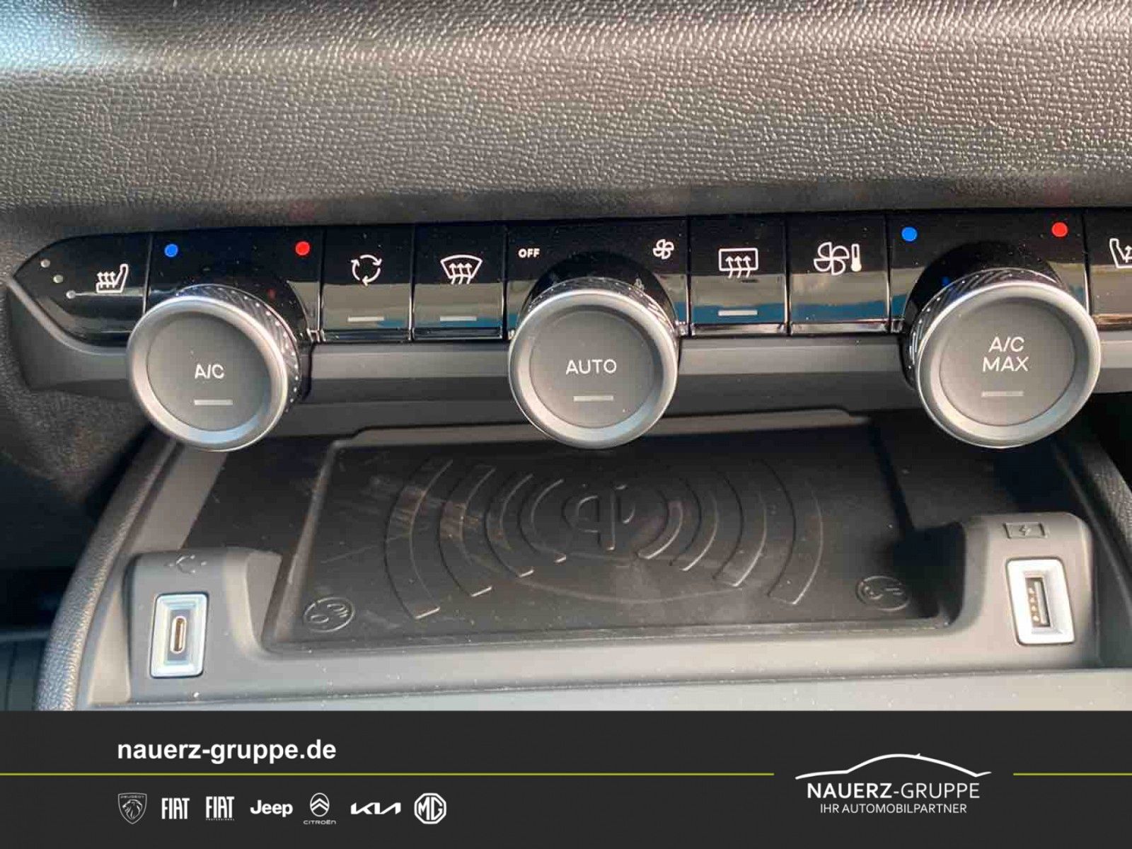Fahrzeugabbildung Citroën C4 X