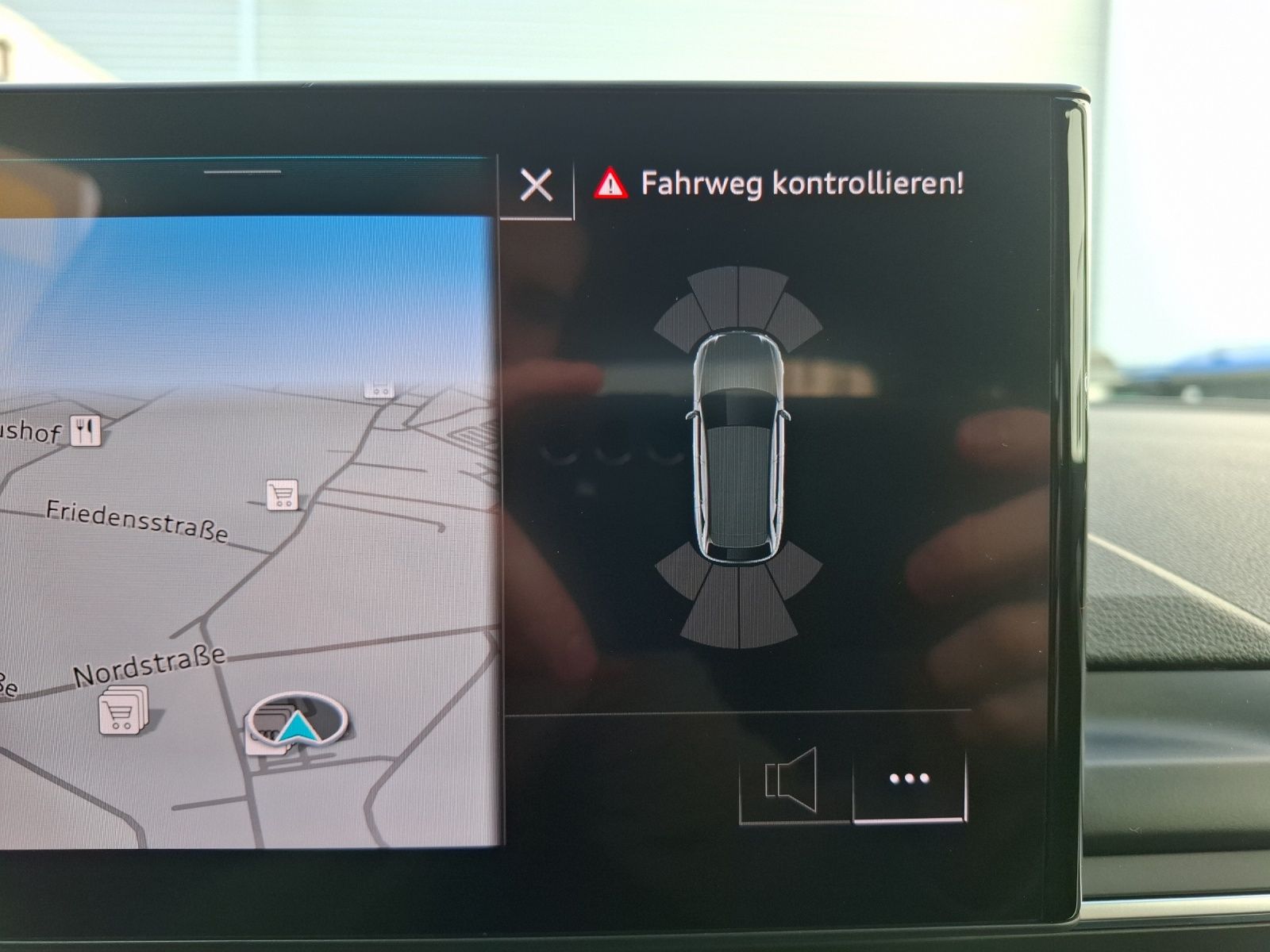 Fahrzeugabbildung Audi A4 Avant 35 TFSI S-tronic Navi GRA PDC SH LM