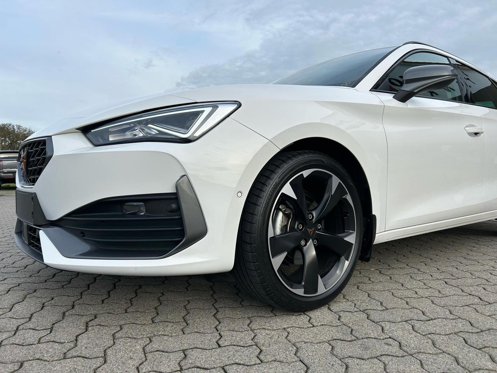 Cupra Leon Sportstourer 1.5 eTSI DSG / Anhängerkupp...