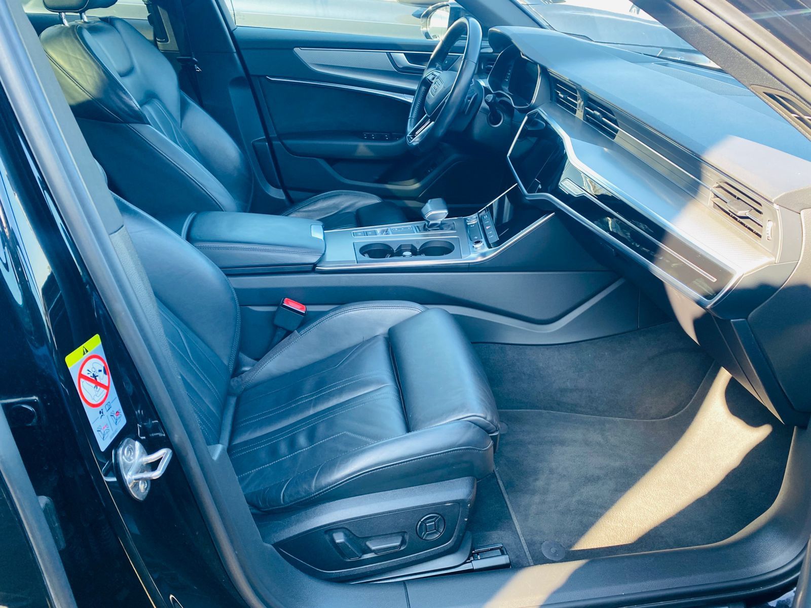 Fahrzeugabbildung Audi A6 TDI Quat Sport >VIRTU+PANO+KAMER+SHZ+LED+AHK+
