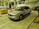 Audi a4 1.8 liter 114000km Scheckheft gepf... - Audi A4 aus 2000: 1.8