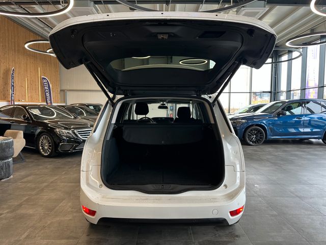 MYAUTOCENTER – Gebraucht- und Jahreswagen mit Werkstattservice in Pfaffenhofen Citroën Grand C4 Picasso Aut. *NAVI*KAMERA*PDC*SHZ*LED*