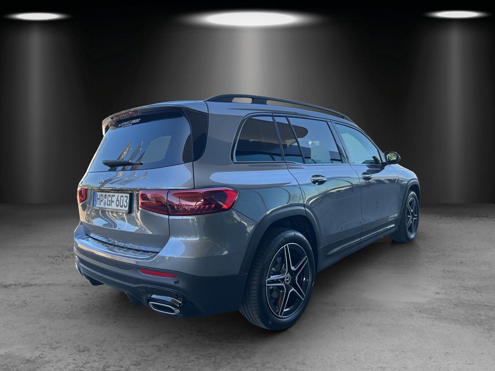 Fahrzeugabbildung Mercedes-Benz GLB 200 AMG 360° AHK KeyGo DISTRONIC Multibeam