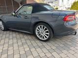Fiat Cabrio 124Spider 1.4MultiAir Tur. Lusso, EZ 2017 - graue Fiat 124 Spider