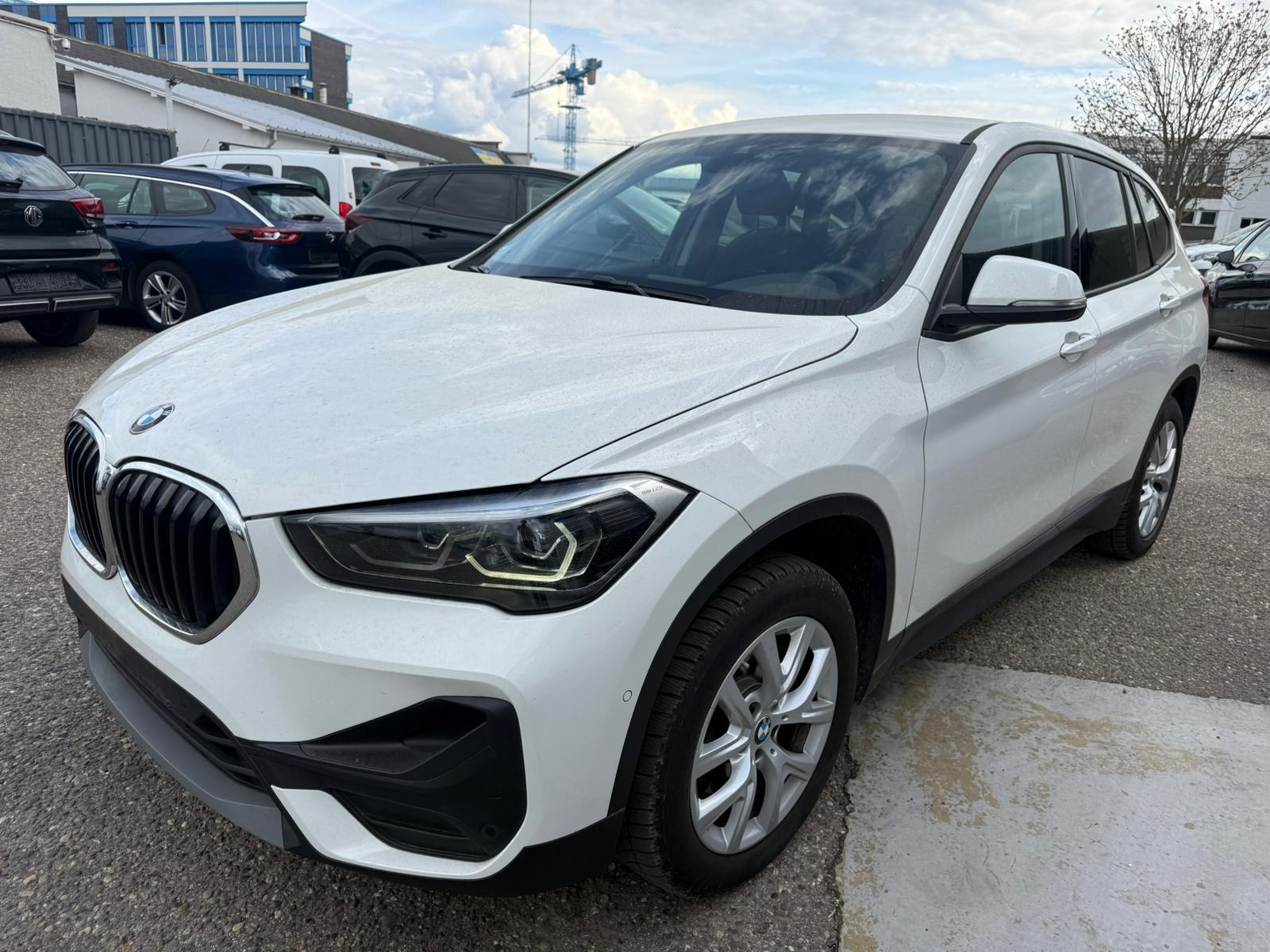 BMW X1 sDrive 18 d Aut/Navi/LED/13500netto