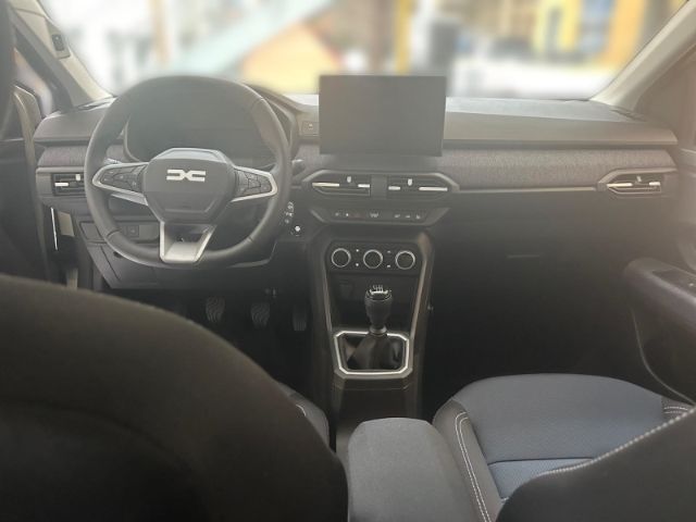 Fahrzeugabbildung Dacia Sandero III Journey Eco G 120 Technik+Winter+Dri