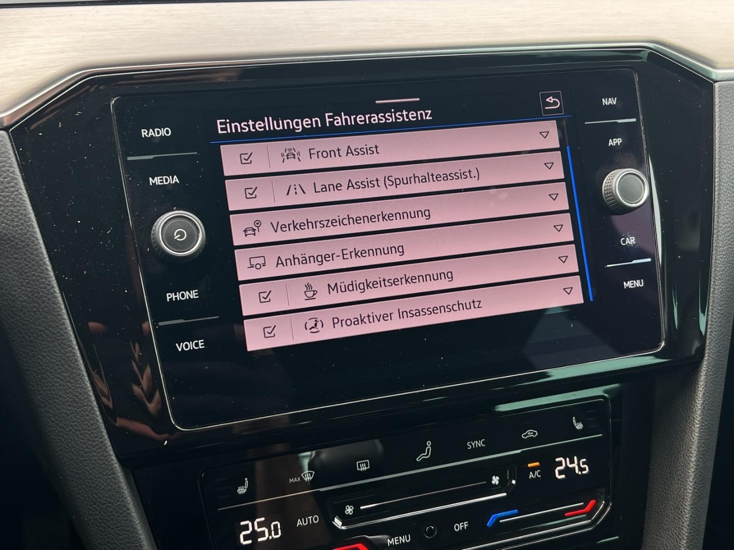 Volkswagen Passat Variant Elegance/SitzHz/ACC/DAB/Navi, миниатюра 28