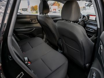 Hyundai Bayon 1.0 Trend 2WD Kamera Navi Sitzhzg. LED