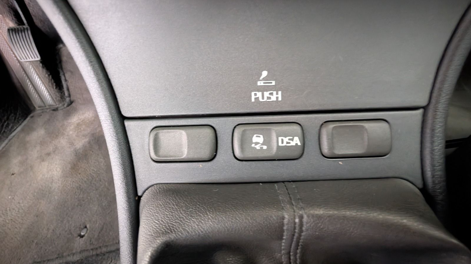 Fahrzeugabbildung Volvo V40 2.0T