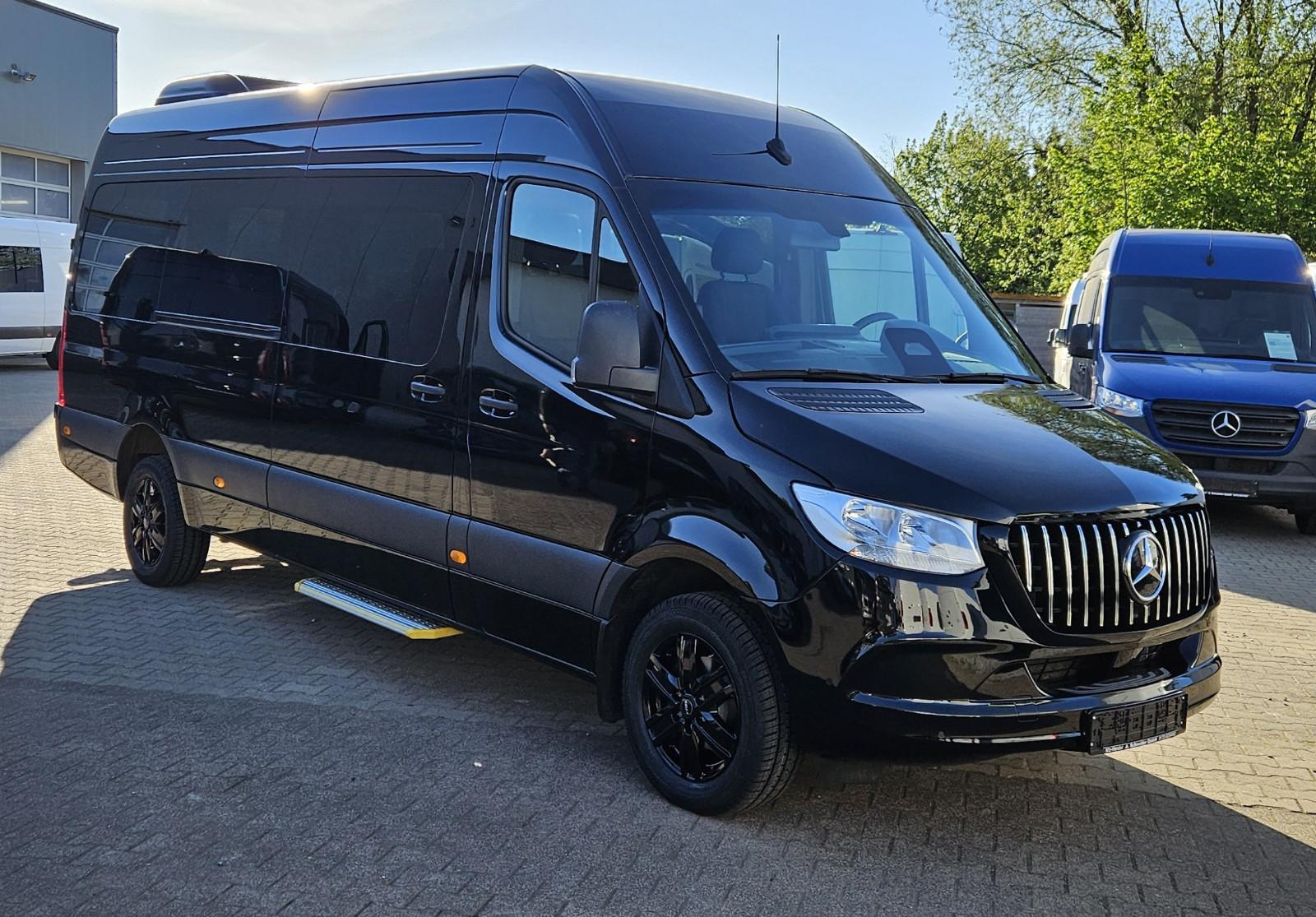 Mercedes-Benz Sprinter 317 Tourer 9Sitze Automatik Kamera AHK