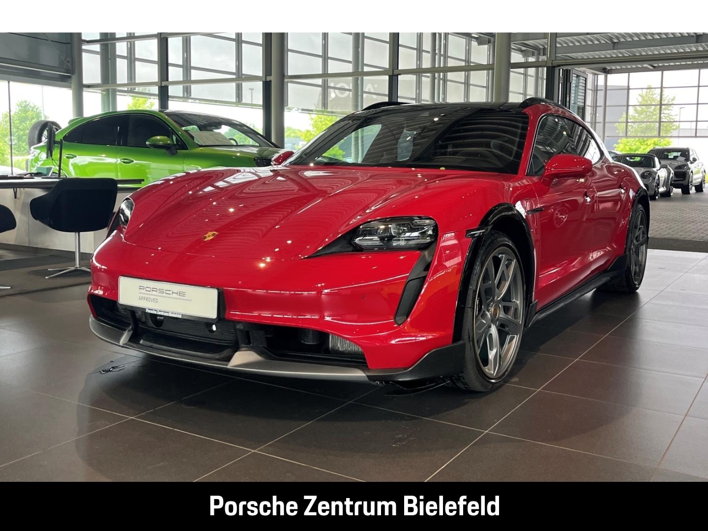 Porsche Taycan Turbo S Cross Turismo Clubleder Nachtsich