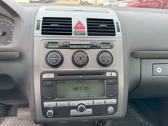 Fahrzeugabbildung Touran United 1.4 TSI  Wenig KM-80.300 KM