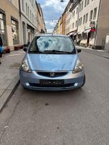 Honda  tüv 06.2027 mit standheizung sehr s... - Honda Jazz Gebrauchtwagen in München