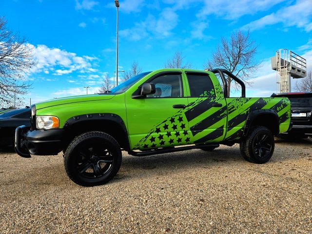 Dodge RAM 1500 V8 Magnum 4x4 / Monster / Sublime Green