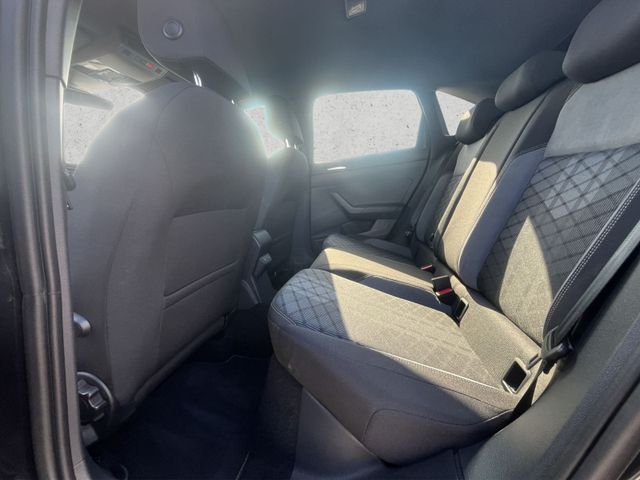 Taigo R-Line 1.5 TSI DSG;IQ.LIGHT,IQ.DRIVE,AHK