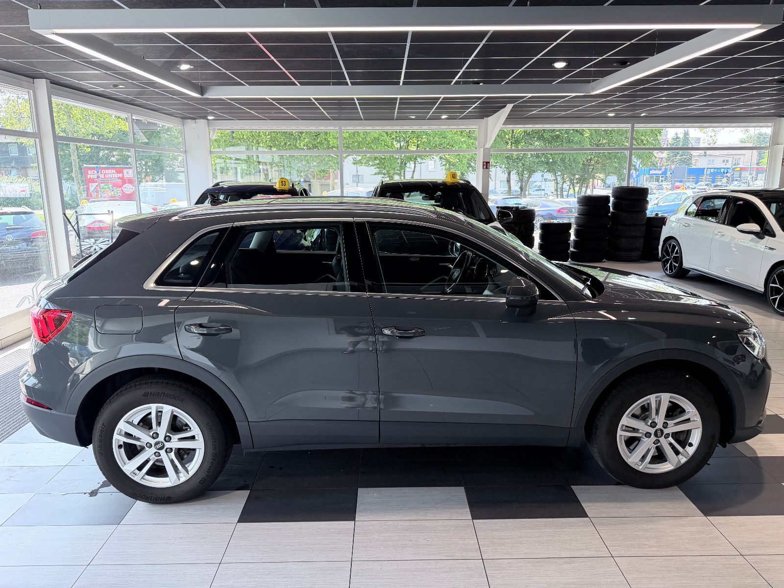 Audi Q3 45 TFSI e basis foto 6