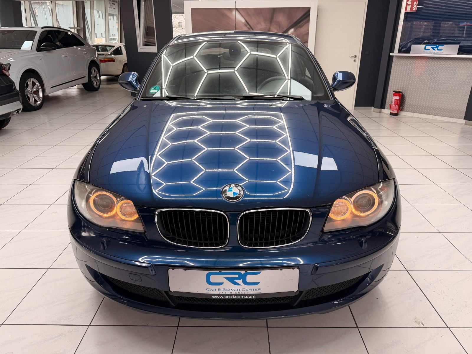 Fahrzeugabbildung BMW 118 1 Limousine 118d