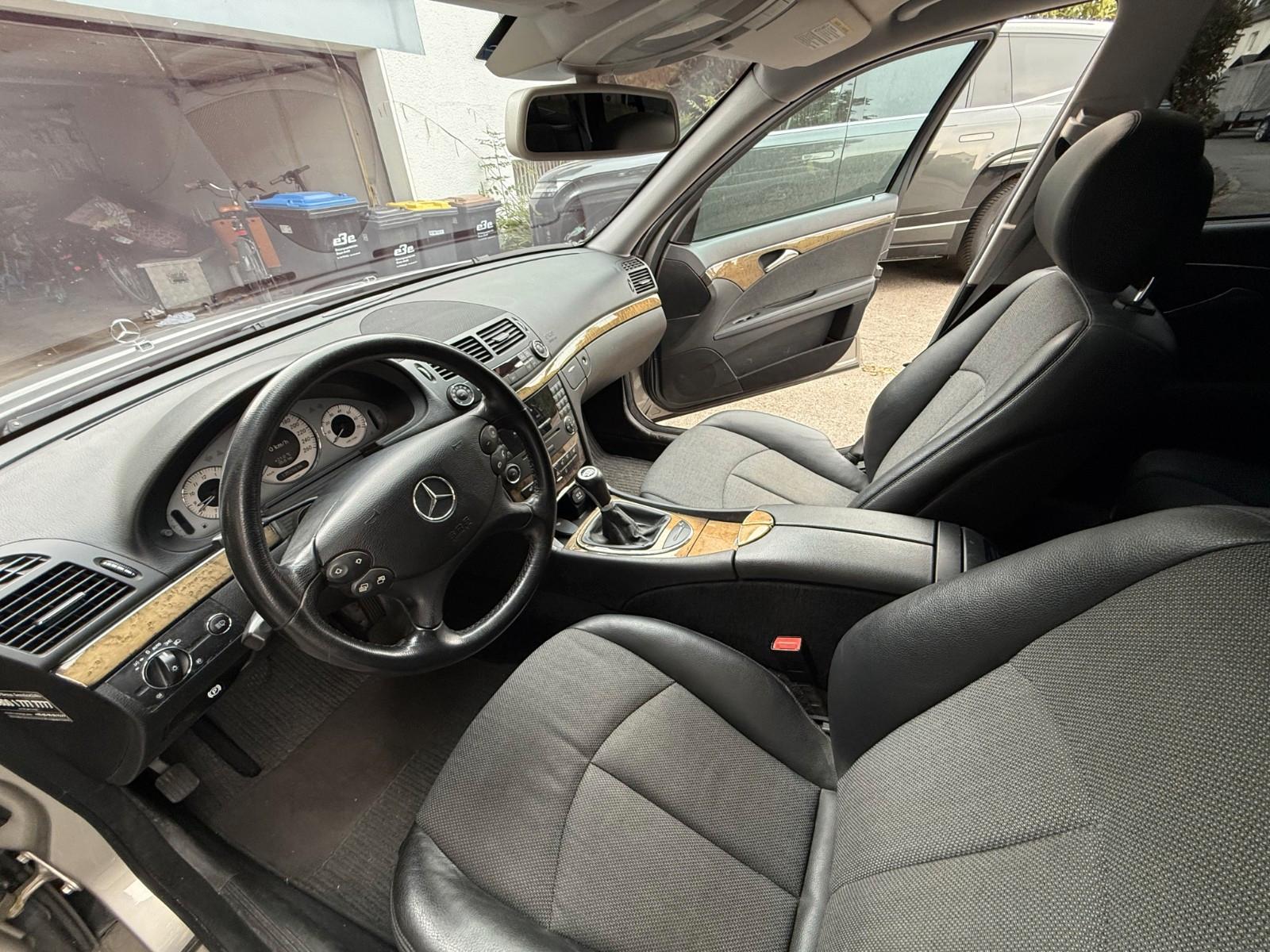 Mercedes-Benz E200 2006 — photo 8