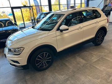 MYAUTOCENTER – Gebraucht- und Jahreswagen mit Werkstattservice in Pfaffenhofen Volkswagen Tiguan *Highline*4Motion*Leder*AHK*LED*