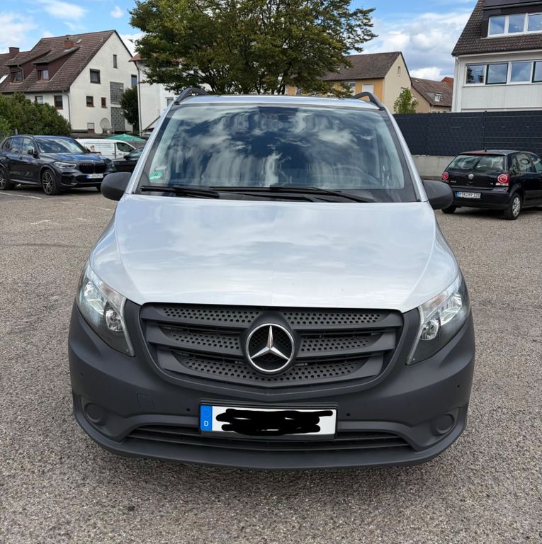 Image of Mercedes-Benz Vito