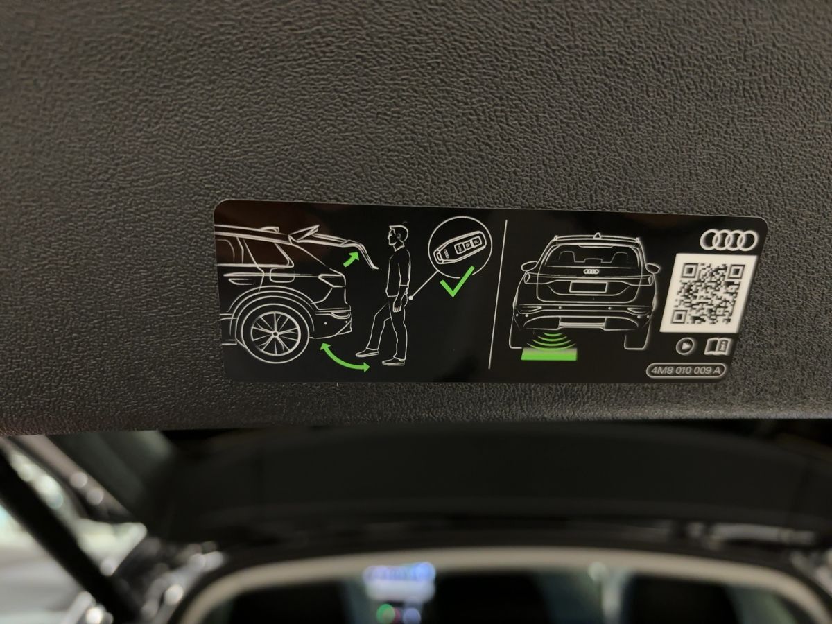 Audi Q3 e-hybrid S tronic foto 18