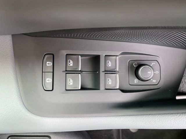 Passat Elegance 2.0 TDI StandHZG AHK Panodach Na