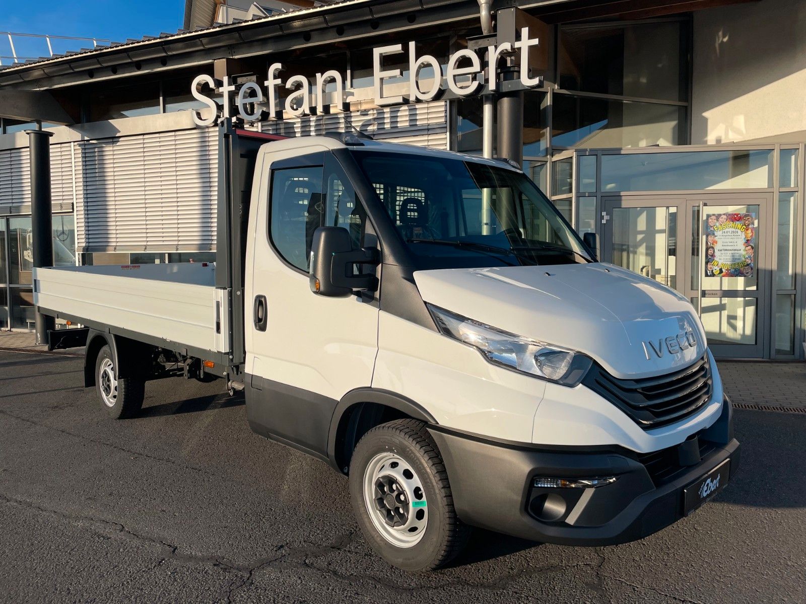 Fahrzeugabbildung Iveco Daily 35S14 A8 *R3.750mm*Automatik*AHK*