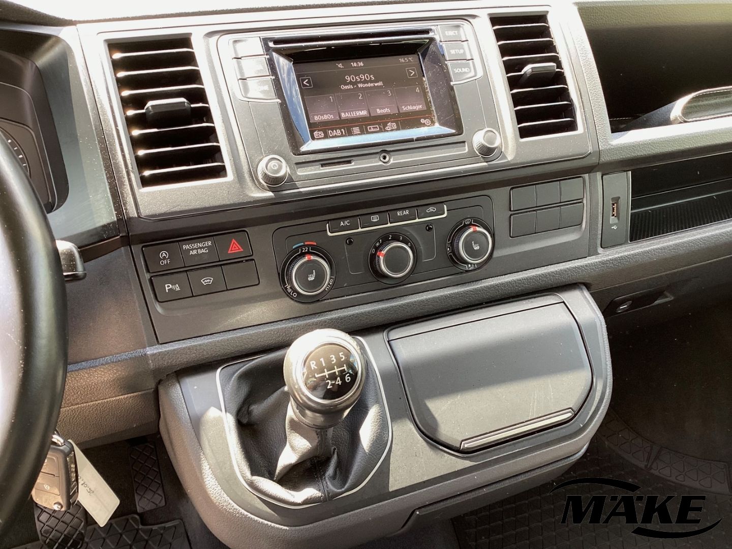 T6 Multivan 2.0TDI AHK LED PDC HECKFLÜGELTÜR 7-S