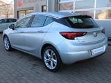 Opel Astra K 1.4 Dynamic LED*Navi*Kam*Totwink.*8-fach - Opel Astra mit Benzin-Antrieb: Limousine, 1.8