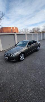 Mercedes-Benz E 350 Coupé E 350 CGI BlueEFFICIENCY ELEGANC...