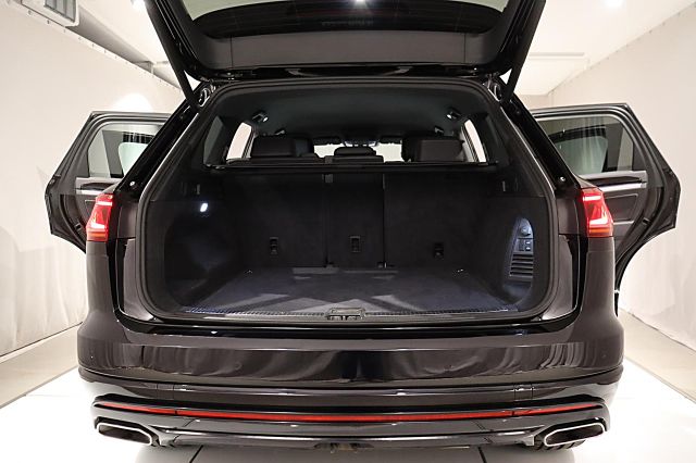 Touareg R-Line 3.0 TDI 4Motion LEDER NAVI STANDH