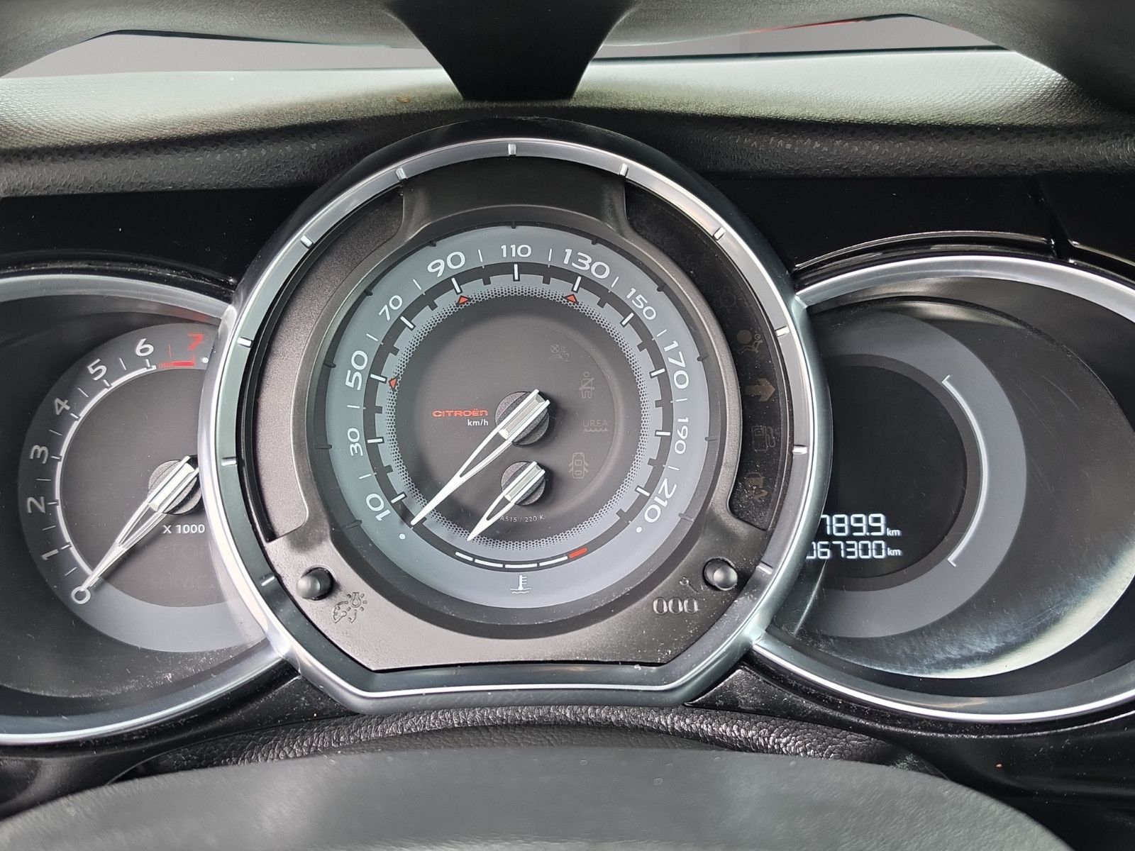 Fahrzeugabbildung Citroën DS3 SoChic SPORTPAKET KLIMA PDC TEMPOMAT