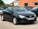 Volkswagen Eos 2.0 TDI aus 1. Hand / Panodach / Scheckheft - Volkswagen Eos: Automatik