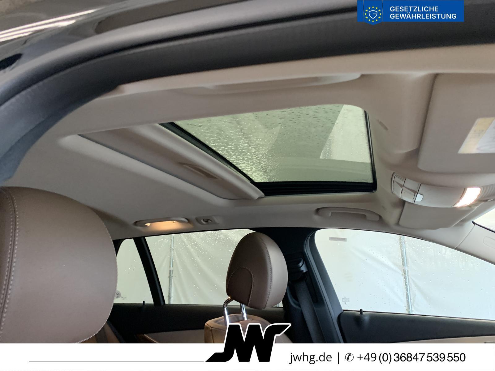 Mercedes-Benz E220 T MOPF Avantg. Distr+|Night|GlasDach|MB-LED