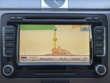 Volkswagen Passat Variant Comfortl*DSG*Bi-Xen*Navi*PDC*