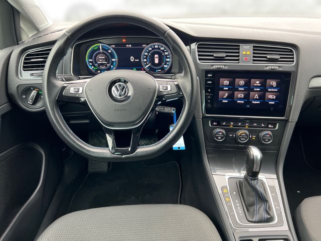 Golf VII e-Golf Navi CCS SHZ Frontscheibe beheiz