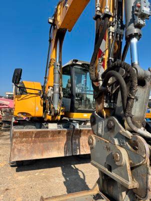 Liebherr A 912 Compact Litronic