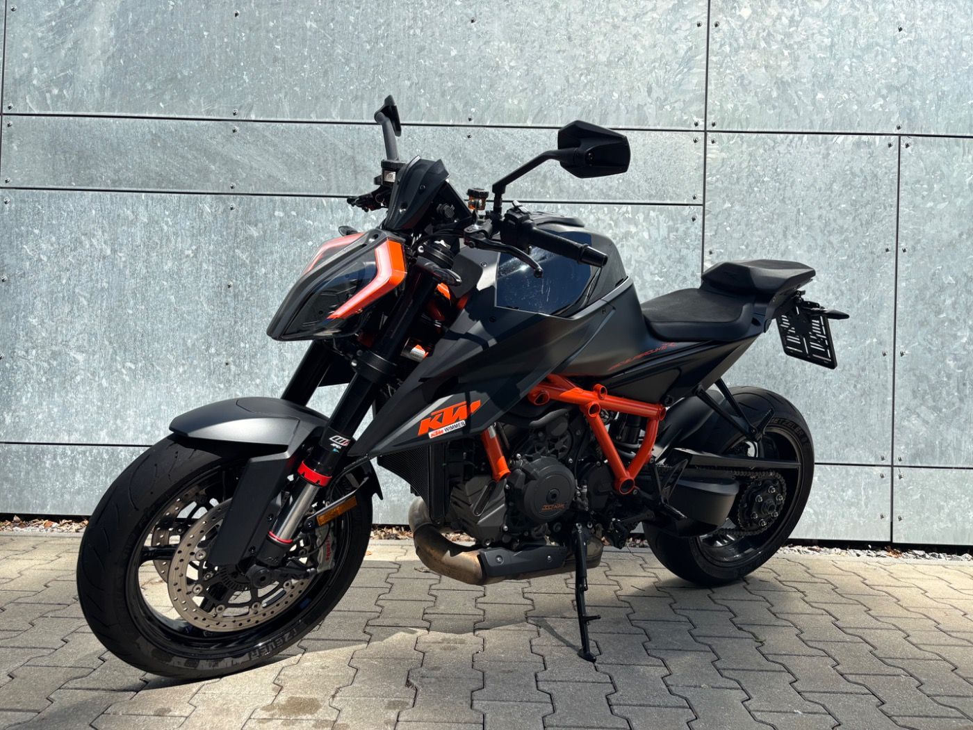 Fahrzeugabbildung KTM 1290 Super Duke R Akrapovic aus 1. Hand