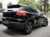 Volvo XC40 T2 Plus Dark LED NAVI H/K KAMERA SHZ PDC - Volvo XC40 Gebrauchtwagen in Hamburg