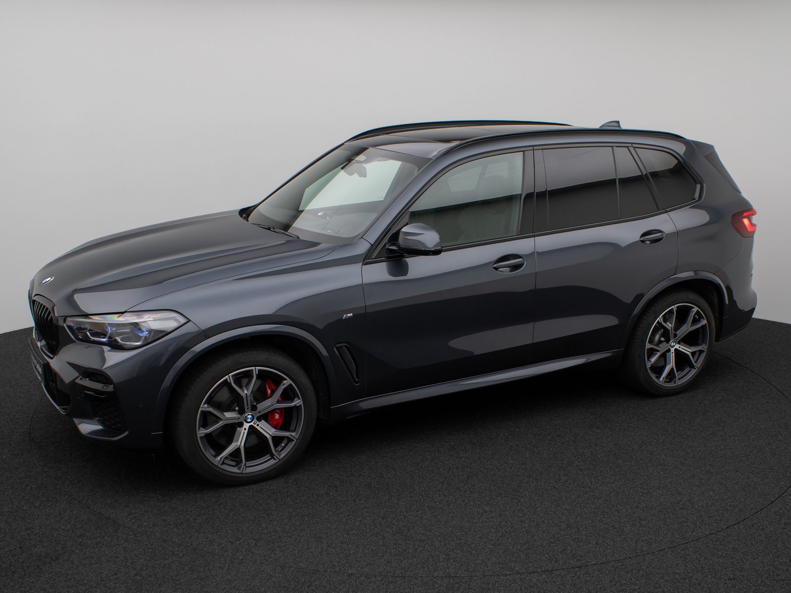 Fahrzeugabbildung BMW X5 xD40d M Sport SkyLounge 360°HUD DAB HiFi 21"