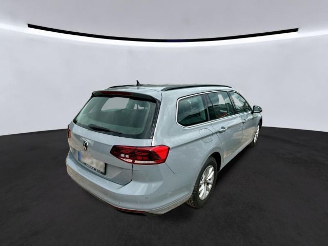 Volkswagen Passat Variant - Bild 3