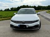 Volkswagen Passat 1.5eHybrid mit E Kennzeichen und Garantie