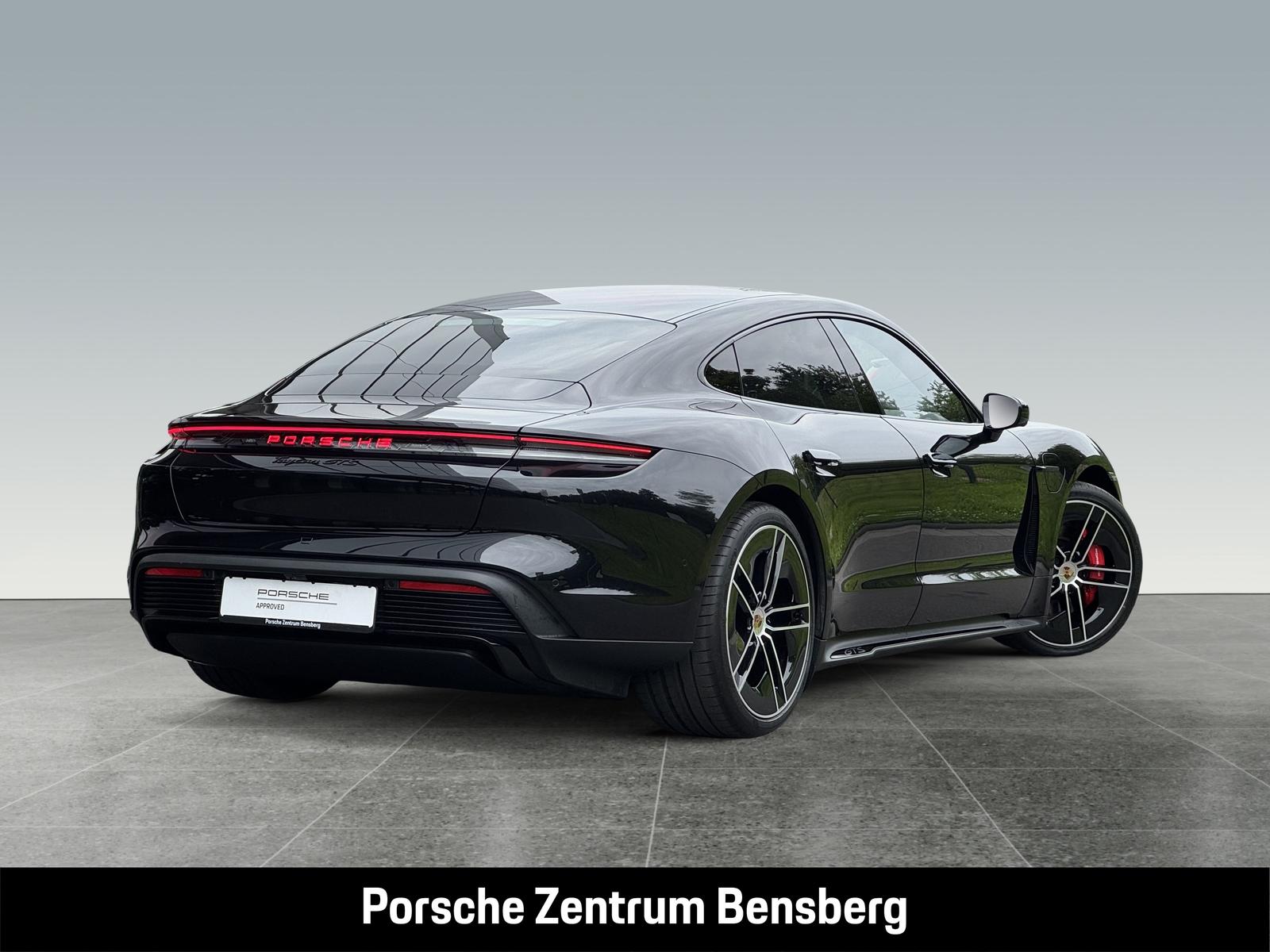Porsche Taycan GTS